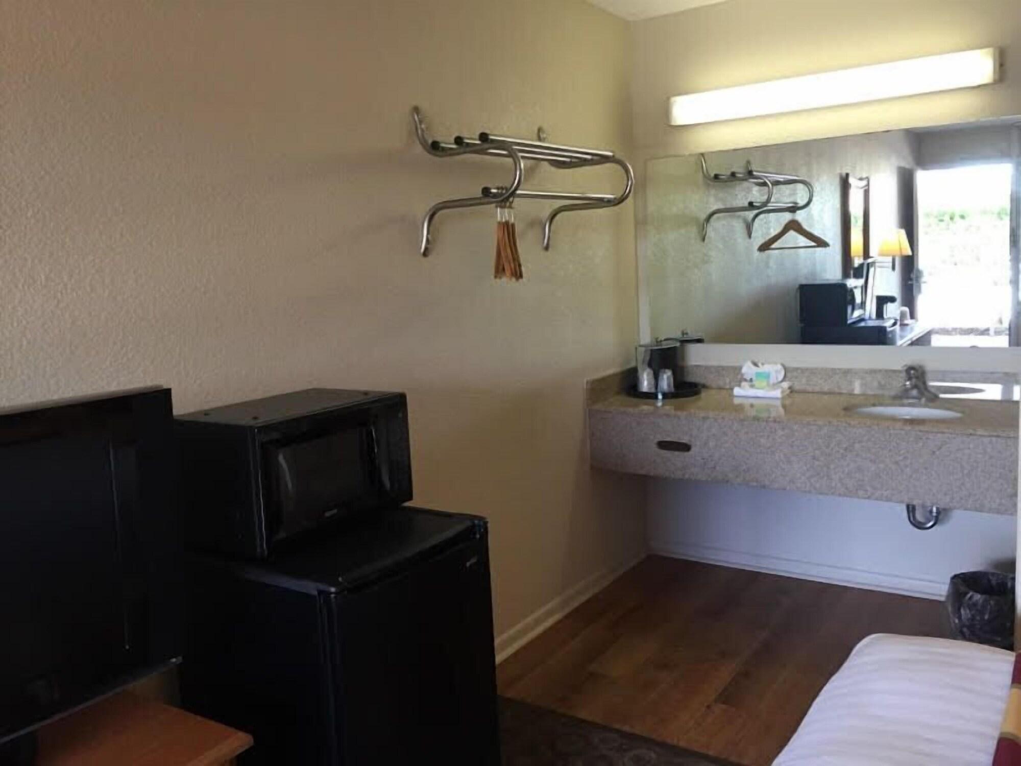 Budget International Airport Motel Sanford